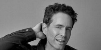 Glenn Howerton Nei chi è? Biografia, età, carriera, figli, moglie, Instagram e vita privata