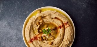 Con cosa mangiare l’hummus? Idee, abbinamenti e consigli per gustarlo al meglio