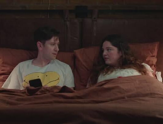 Too Much, Serie Netflix: trama, cast, personaggi e quando esce