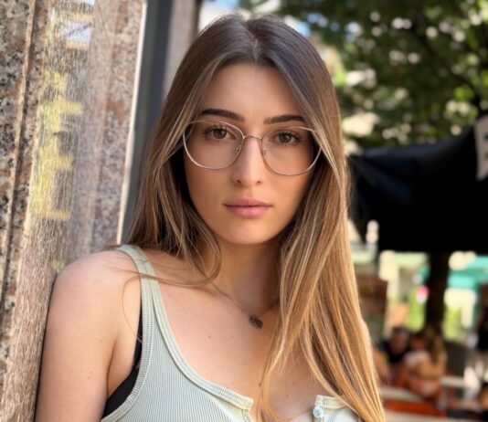 Vittoria Marabotti (Shinratensei98) chi è? Biografia, età, che lavoro fa, Facebook, Instagram, TikTok e vita privata