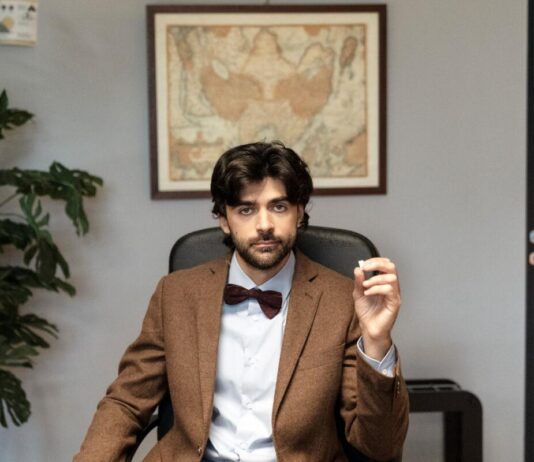 Chi è Carlo Amleto