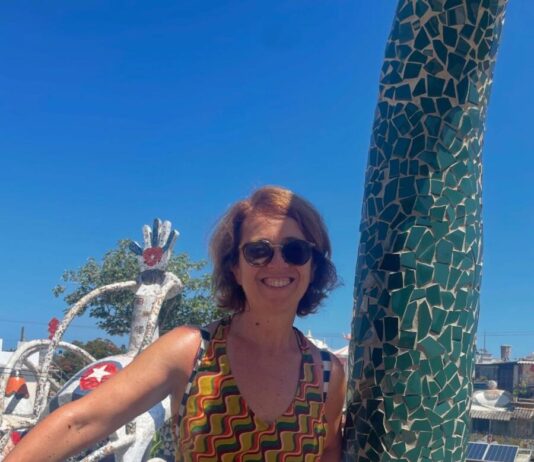 Claudia de Lillo (Elasti) chi è