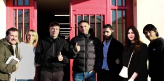 Fedez ed Emis Killa incontrano i detenuti a Monza: musica, responsabilità e seconde possibilità dietro le sbarre Fedez ed Emis Killa incontrano i detenuti a Monza