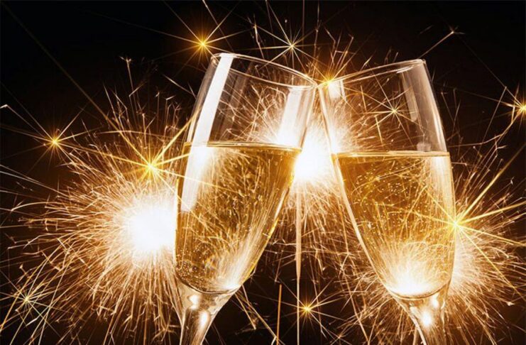 Frasi auguri Capodanno da dedicare: idee originali e pensieri speciali Frasi auguri Capodanno da dedicare