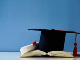 Frasi di auguri per la laurea da dedicare: idee e consigli