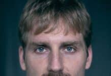 Leander Vyvey chi è