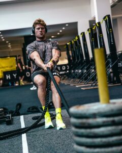 Hunter McIntyre di Sfida Implacabile chi è