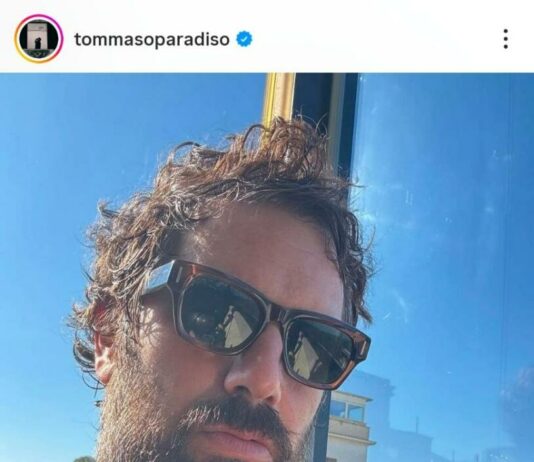 Chi è la moglie di Tommaso Paradiso e quanti figli ha