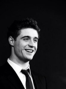 Max Irons chi è Max Irons chi è