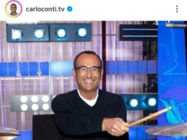 Perché Carlo Conti ha la pelle scura? Come fa ad essere sempre abbronzato?