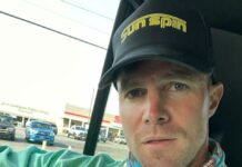 Stephen Amell chi è?