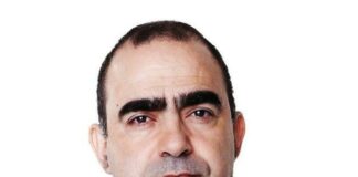 Elio e le Storie Tese chi sono? Storia, membri della band e cosa fanno oggi Elio e le Storie Tese chi sono? Storia, membri della band e cosa fanno oggi