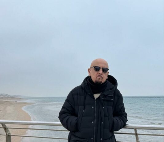 Enrico Ruggeri chi è