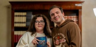 Il Vagabondo detto Houston e Annalisa Mirizzi: musica e libri contro la guerra diventano virali sul web