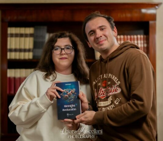 Il Vagabondo detto Houston e Annalisa Mirizzi: musica e libri contro la guerra diventano virali sul web