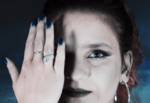 Mariateresa lancia il nuovo singolo "Luce Universale"