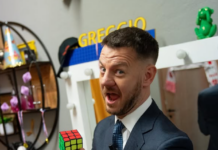 Come è diventato famoso Alessandro Cattelan