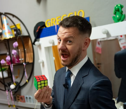 Come è diventato famoso Alessandro Cattelan