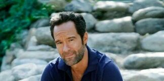 Chris Diamantopoulos chi è?