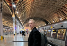 Raphael Sbarge chi è