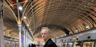 Raphael Sbarge chi è