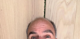 Michael Kelly chi è