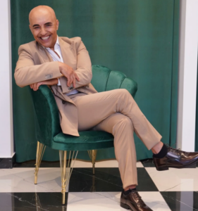 Lino Barbieri imita Giuseppe Cruciani e conquista il web: il video virale Lino Barbieri imita Giuseppe Cruciani e conquista il web: il video virale