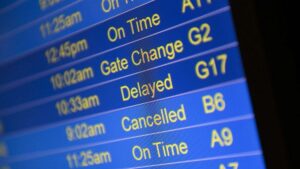 Volo cancellato: cosa fare e quali sono i tuoi diritti