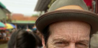 Denis O’Hare chi è