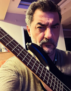 Celil Nalçakan chi è Celil Nalçakan chi è