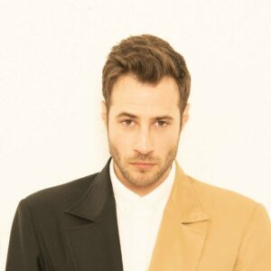 Ozan Dolunay chi è Ozan Dolunay chi è