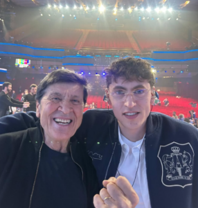 Tredici Pietro interpreta Gianni Morandi nel film su Lucio Dalla: cast e quando esce Tredici Pietro interpreta Gianni Morandi nel film su Lucio Dalla: cast e quando esce